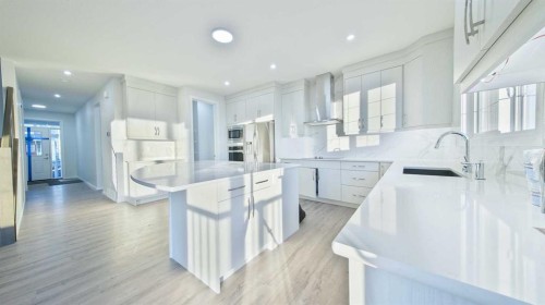 41 Cityside View Ne, Calgary, AB - Indoor Photo Showing Kitchen With Upgraded Kitchen