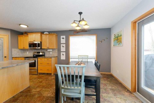 509 Country Meadows Street, Diamond Valley, AB - Indoor