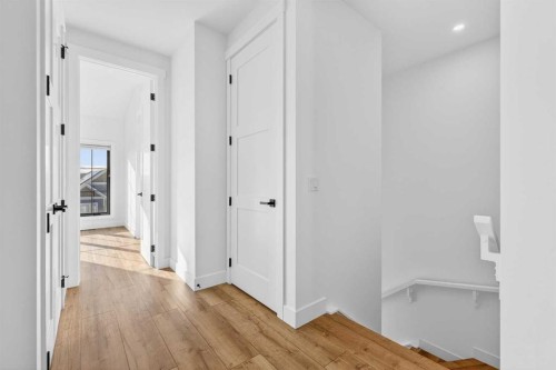140 Discovery Drive Sw, Calgary, AB - Indoor Photo Showing Other Room