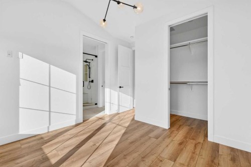 140 Discovery Drive Sw, Calgary, AB - Indoor Photo Showing Other Room
