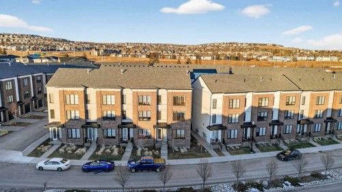 140 Discovery Drive Sw, Calgary, AB - Outdoor