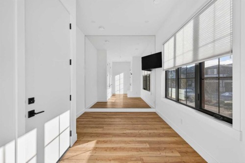 140 Discovery Drive Sw, Calgary, AB - Indoor Photo Showing Other Room