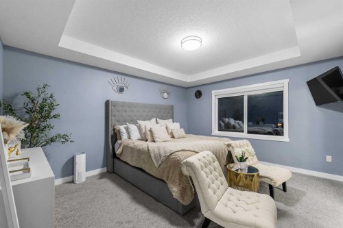 753 Edgefield Crescent, Strathmore, AB - Indoor Photo Showing Bedroom