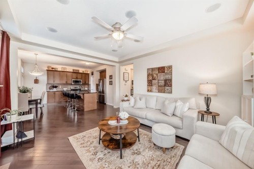 912 Windhaven Close Sw, Airdrie, AB - Indoor Photo Showing Living Room