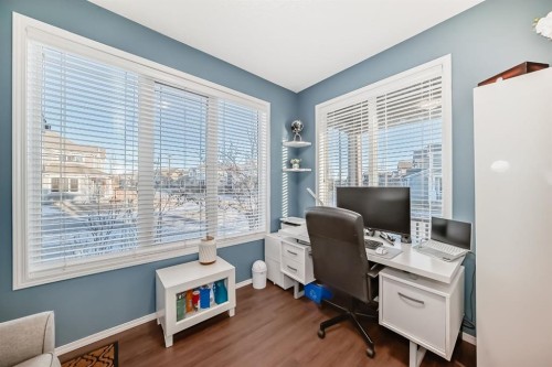 912 Windhaven Close Sw, Airdrie, AB - Indoor Photo Showing Office