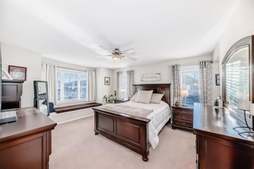 912 Windhaven Close Sw, Airdrie, AB - Indoor Photo Showing Bedroom