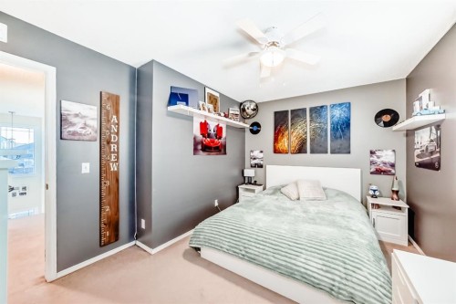 912 Windhaven Close Sw, Airdrie, AB - Indoor Photo Showing Bedroom