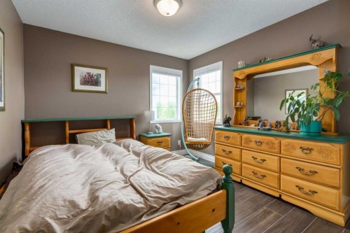 169 Tuscany Ridge Park Nw, Calgary, AB - Indoor Photo Showing Bedroom
