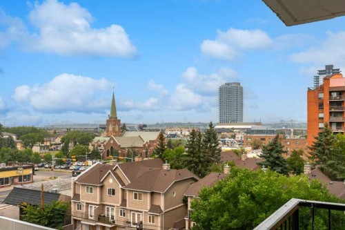 608-1330 15 Avenue Sw, Calgary, AB - Outdoor With Balcony With View