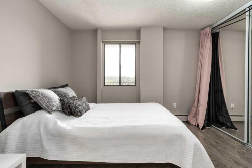608-1330 15 Avenue Sw, Calgary, AB - Indoor Photo Showing Bedroom