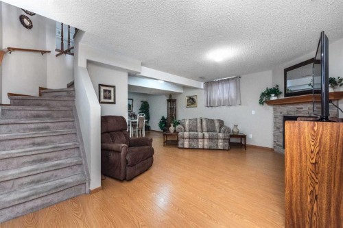 3 Chaparral Point Se, Calgary, AB 