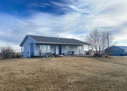 250043 Range Road 255  Rural Wheatland County, AB T1P 0H9