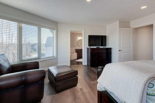 436 Evergreen Circle Sw, Calgary, AB - Indoor Photo Showing Bedroom