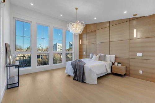 1321 10 Avenue Se, Calgary, AB - Indoor