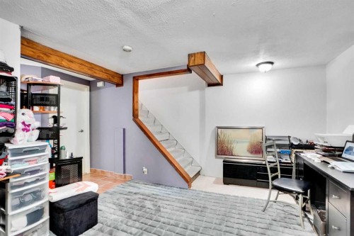 48 Templeridge Crescent Ne, Calgary, AB - Indoor