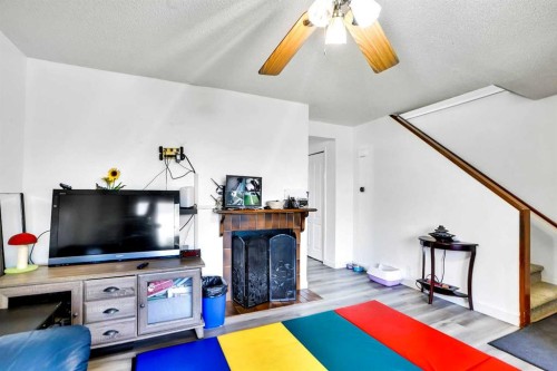 48 Templeridge Crescent Ne, Calgary, AB - Indoor