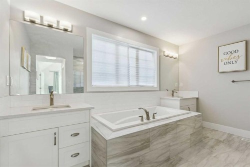 16 Treeline Lane Sw, Calgary, AB - Indoor Photo Showing Bathroom