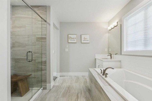 16 Treeline Lane Sw, Calgary, AB - Indoor Photo Showing Bathroom