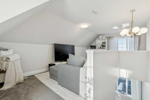 16 Treeline Lane Sw, Calgary, AB - Indoor