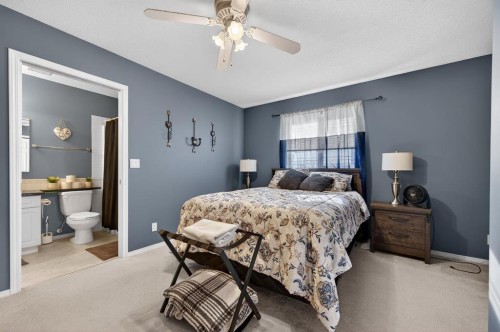 10 Willow Springs Crescent, Sylvan Lake, AB - Indoor Photo Showing Bedroom