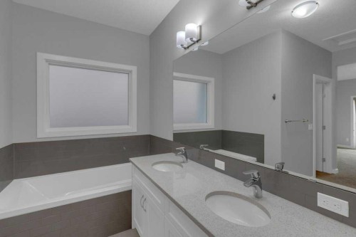 137 Willow Park North, Cochrane, AB - Indoor Photo Showing Bathroom