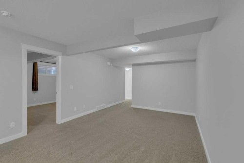 137 Willow Park North, Cochrane, AB - Indoor Photo Showing Other Room