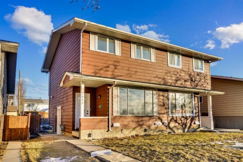 7842 21A Street Se, Calgary, AB - Outdoor