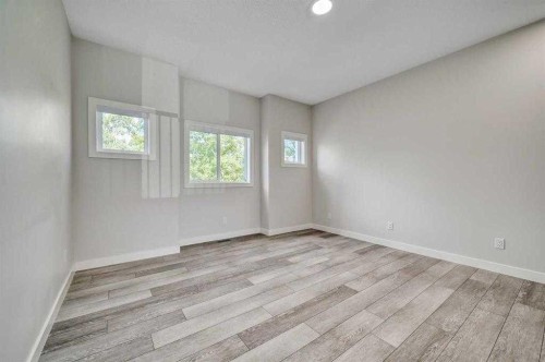 96 Tuscany Summit Square Nw, Calgary, AB - Indoor Photo Showing Other Room