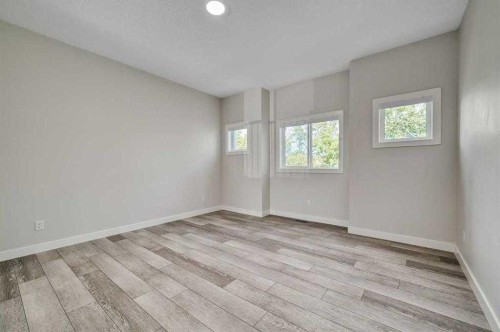 96 Tuscany Summit Square Nw, Calgary, AB - Indoor Photo Showing Other Room