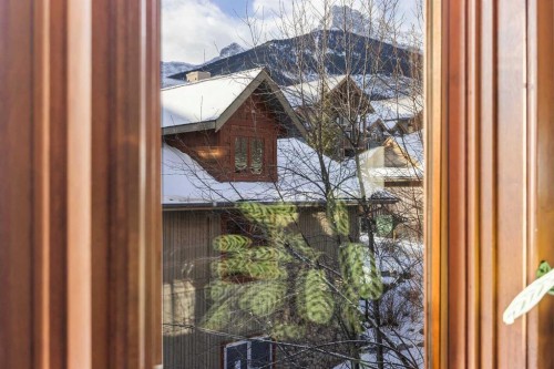 318-170 Crossbow Place, Canmore, AB - Indoor