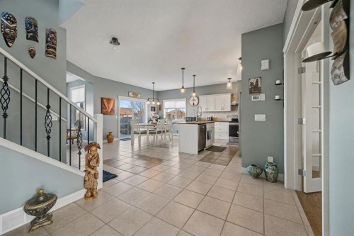 1718 High Park Drive Nw, High River, AB - Indoor Photo Showing Other Room