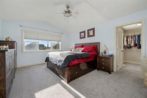 1718 High Park Drive Nw, High River, AB - Indoor Photo Showing Bedroom