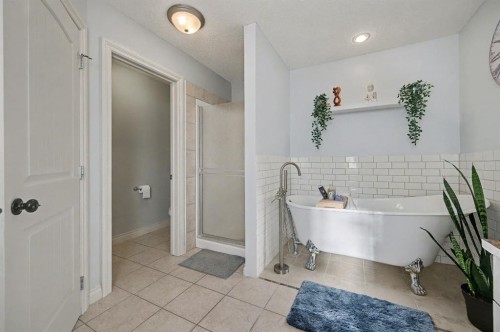 1718 High Park Drive Nw, High River, AB - Indoor
