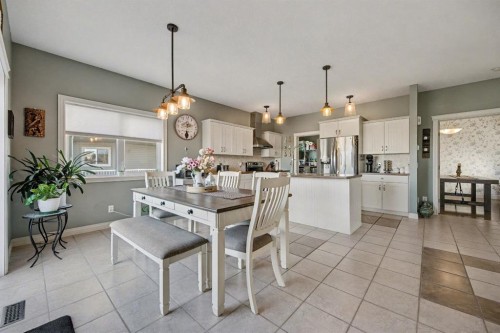 1718 High Park Drive Nw, High River, AB - Indoor Photo Showing Other Room
