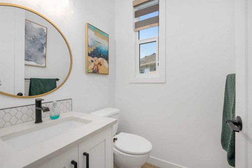 1071 Stevens Place, Crossfield, AB - Indoor Photo Showing Bathroom