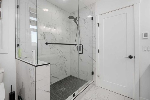 1071 Stevens Place, Crossfield, AB - Indoor Photo Showing Bathroom