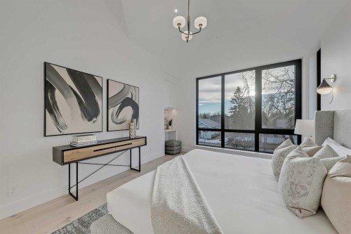 2008 8 Avenue Se, Calgary, AB - Indoor Photo Showing Other Room