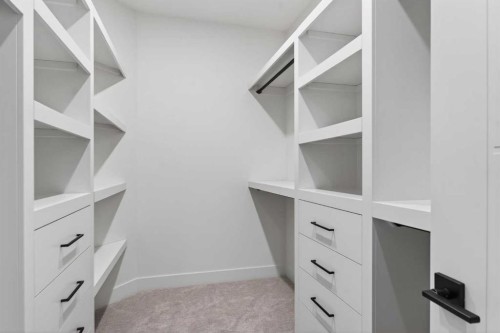 95 South Shore Road, Chestermere, AB - Indoor With Storage