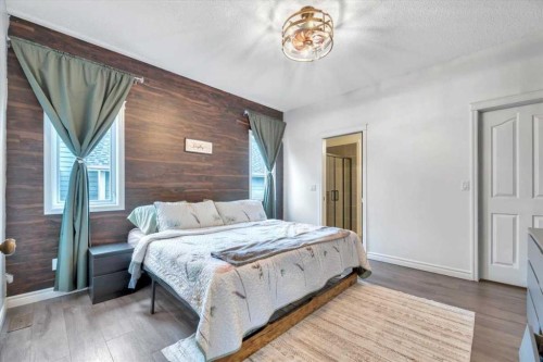 218 Allan Crescent, Vulcan, AB - Indoor Photo Showing Bedroom