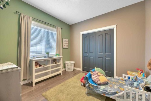 218 Allan Crescent, Vulcan, AB - Indoor Photo Showing Bedroom