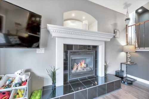 218 Allan Crescent, Vulcan, AB - Indoor With Fireplace