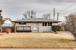 3328 45 Street SW Calgary, AB T3E 3T9