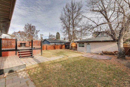 3328 45 Street Sw, Calgary, AB - Outdoor