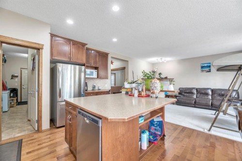 98 Pantego Road Nw, Calgary, AB - Indoor
