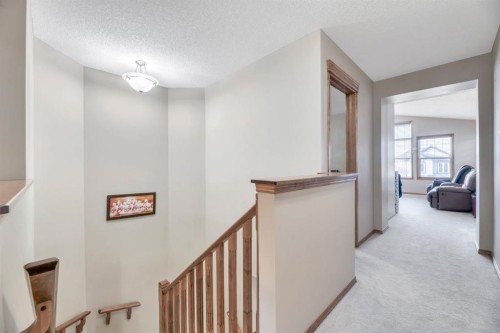 98 Pantego Road Nw, Calgary, AB - Indoor Photo Showing Other Room