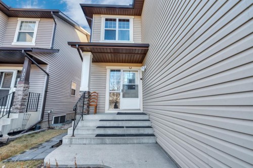 98 Pantego Road Nw, Calgary, AB - Outdoor With Exterior