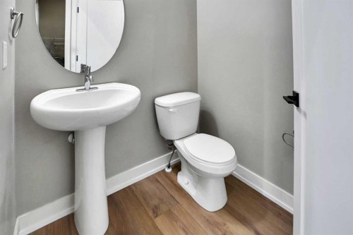 179 Panatella Cape Nw, Calgary, AB - Indoor Photo Showing Bathroom