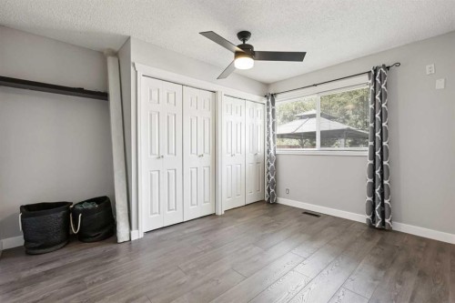 63 Olympia Crescent Se, Calgary, AB - Indoor