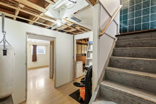 63 Olympia Crescent Se, Calgary, AB - Indoor Photo Showing Other Room
