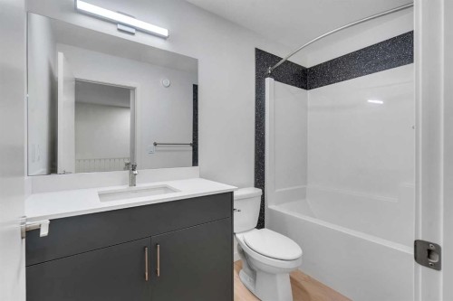 35 Heritage Heath, Cochrane, AB - Indoor Photo Showing Bathroom